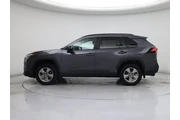 $29998 : Toyota RAV4 2023 AWD XLE 4dr thumbnail