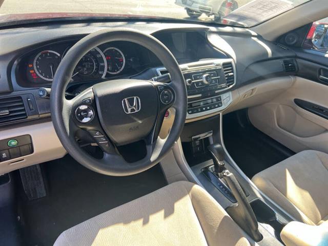 $12995 : 2013 Accord EX image 5