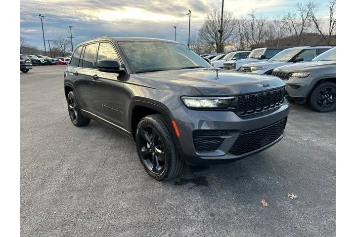 $29977 : Jeep Grand Cherokee 2023 4x4 image 8