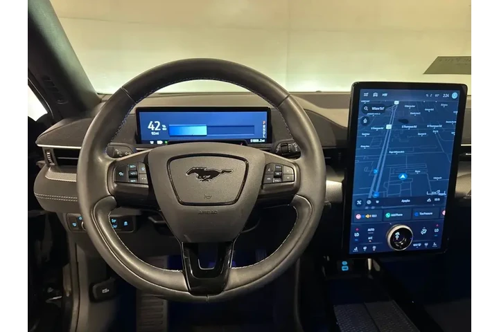 $27250 : Ford Mustang Mach-E 2021 AWD image 5