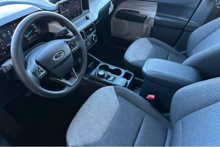 $31995 : Ford Maverick 2024 AWD XLT 4 image 9