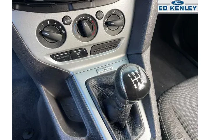 $5534 : Ford Focus 2012 SE 4dr Sedan image 8