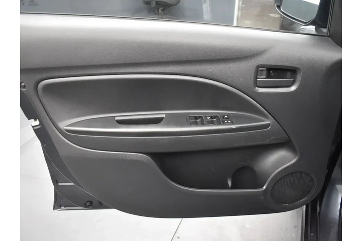 $8226 : Mitsubishi Mirage G4 2024 LE image 9