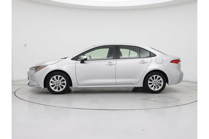 $22998 : Toyota Corolla 2022 LE 4dr S image 3