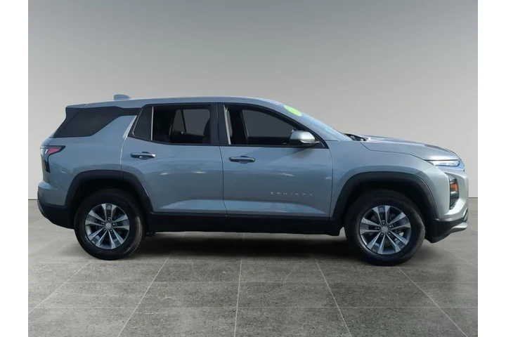 $27900 : Chevrolet Equinox 2025 4x4 L image 6