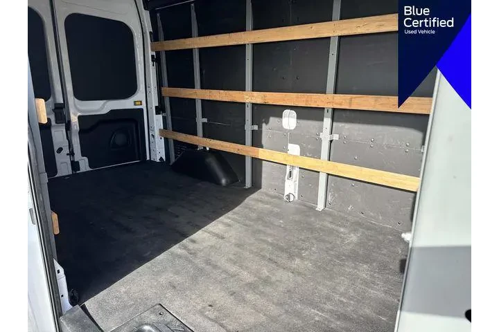 $31655 : Ford Transit 2021 250 3dr LW image 10
