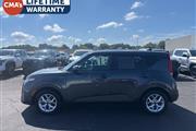 $17991 : PRE-OWNED 2022 KIA SOUL LX thumbnail