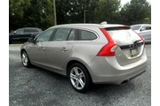$8521 : 2015 V60 T5 Drive-E Premier F thumbnail