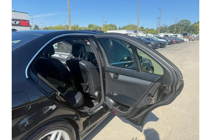 $10980 : 2013 Mercedes-Benz C-Class 4d image 10