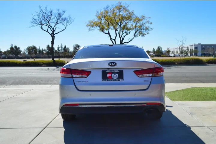 $10490 : Used 2016 Optima 4dr Sdn EX f image 3