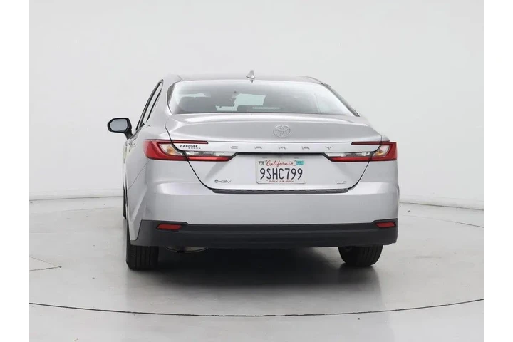 $27998 : Toyota Camry 2025 LE 4dr Sed image 6