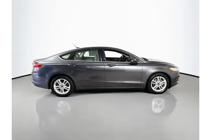 $13977 : Ford Fusion 2018 SE 4dr Seda image 8