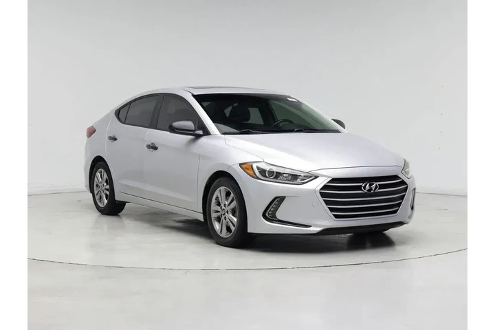 $13998 : Hyundai ELANTRA 2017 Value E image 1