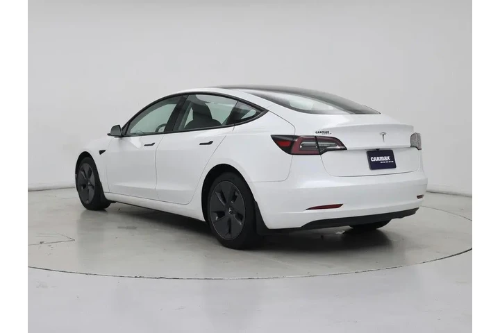 $27998 : Tesla Model 3 2023 4dr Sedan image 2