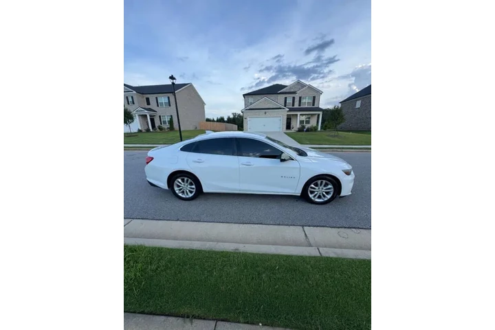 $6500 : 2016 Malibu LT image 6
