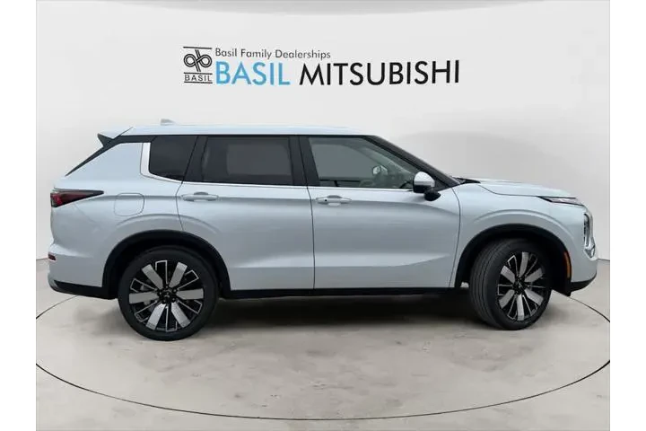 $36499 : Mitsubishi Outlander 2025 AW image 2