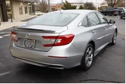 $17628 : Honda Accord 2018 EX 4dr Sed thumbnail