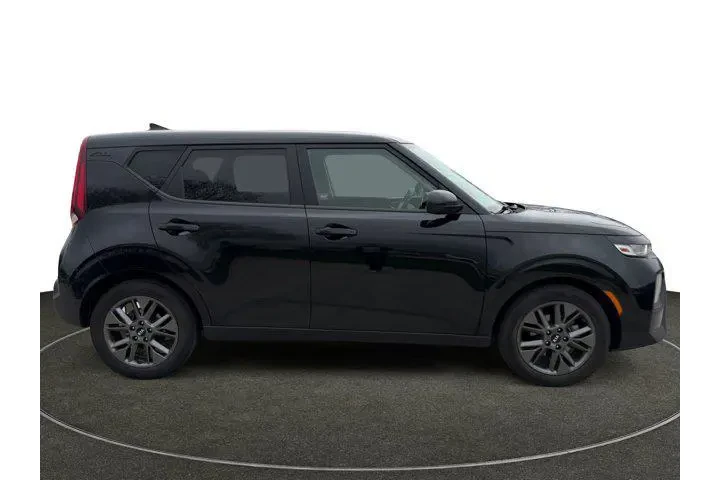 $11674 : Kia Soul 2021 S 4dr Crossove image 6