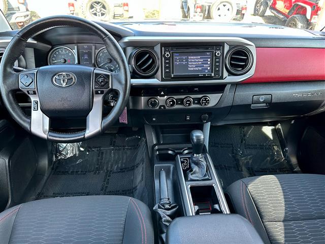 $24391 : 2016 Tacoma 4WD Double Cab V6 image 6