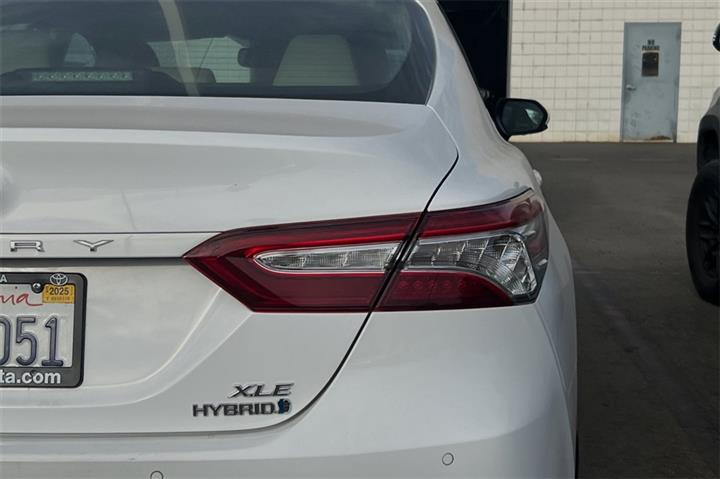 $25350 : Camry Hybrid XLE image 7