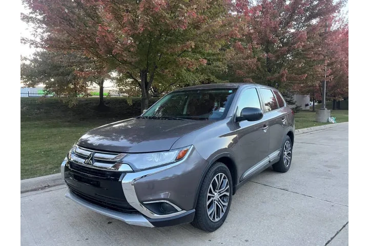 $10995 : 2018 Outlander ES image 2