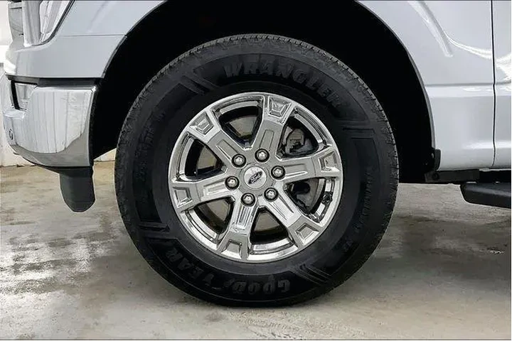 $32990 : Ford F-150 2021 4x4 XLT 4dr image 10