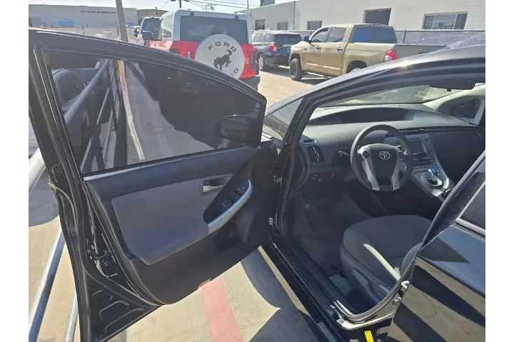 $10200 : Toyota Prius 2015 One 4dr Ha image 8