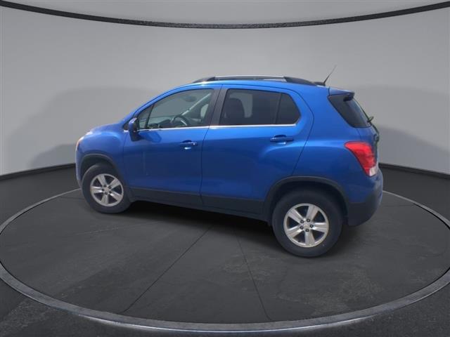 $11200 : PRE-OWNED 2015 CHEVROLET TRAX image 6