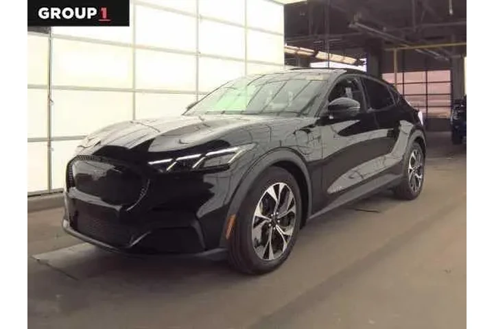 $32971 : Ford Mustang Mach-E 2025 Sel image 1