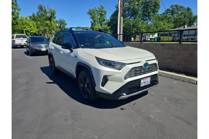 $29995 : Toyota RAV4 Hybrid 2021 AWD image 1
