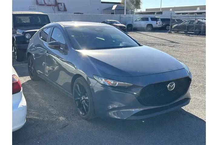 $24995 : Mazda Mazda3 Hatchback 2024 image 3