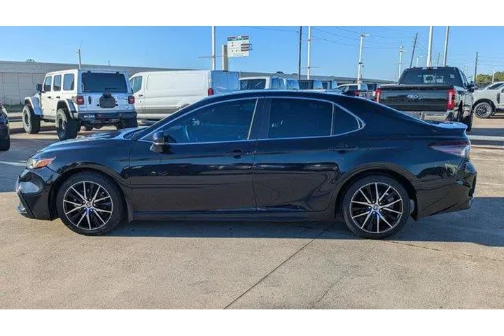 $21000 : Toyota Camry 2023 SE 4dr Sed image 5
