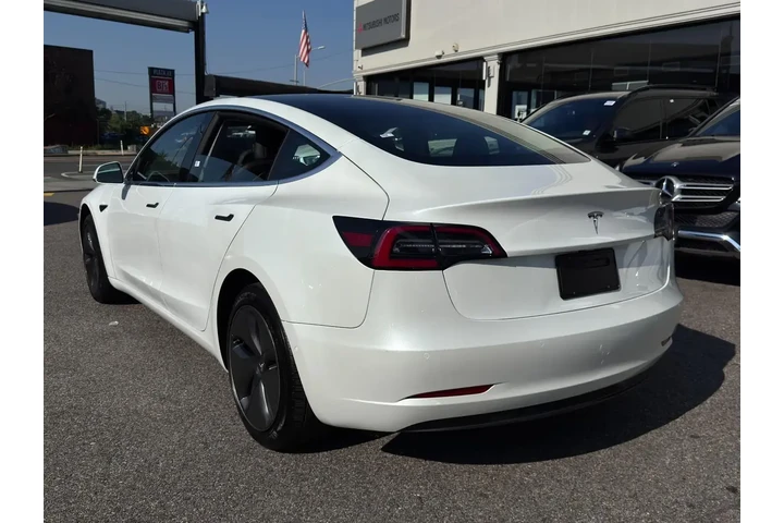 $16895 : Tesla Model 3 2019 Mid Range image 6