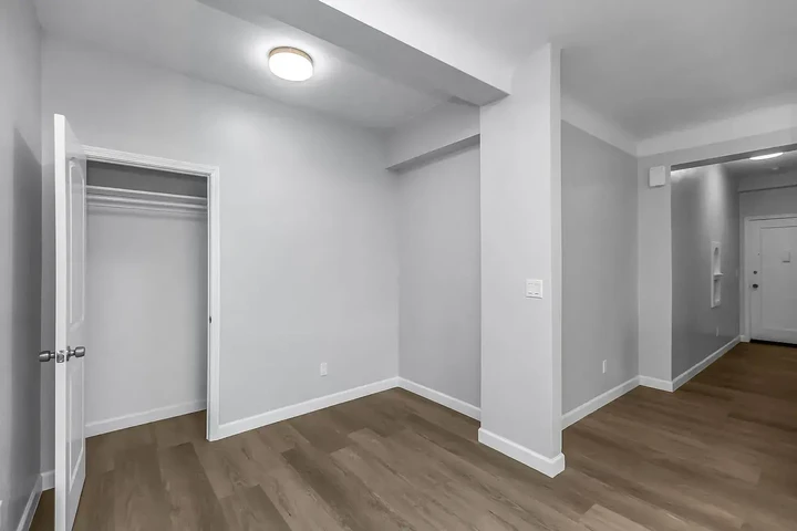 $1400 : Se ofrece en renta un cómodo image 3