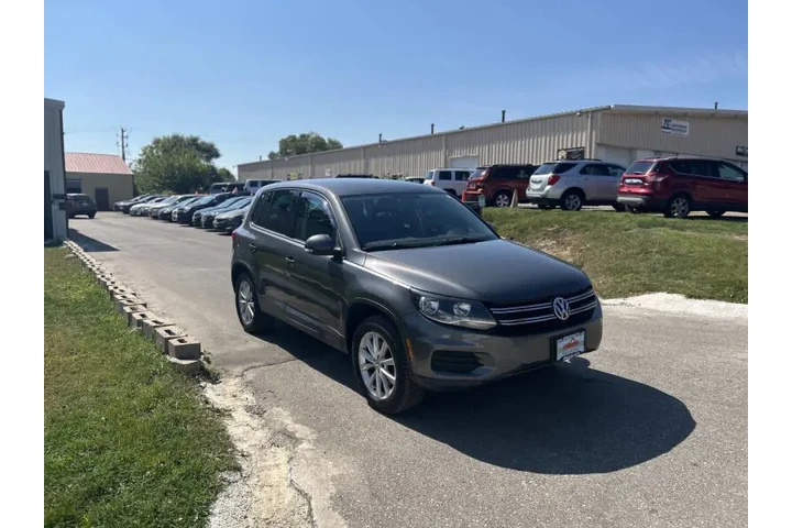 $7990 : 2014 Tiguan SE image 7