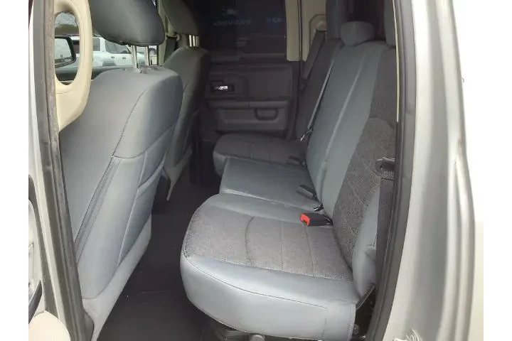 $13950 : Ram 1500 2017 4x4 Big Horn 4 image 9