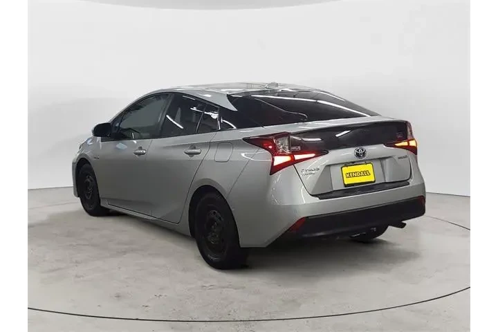 $23288 : Toyota Prius 2021 AWD LE AWD image 3