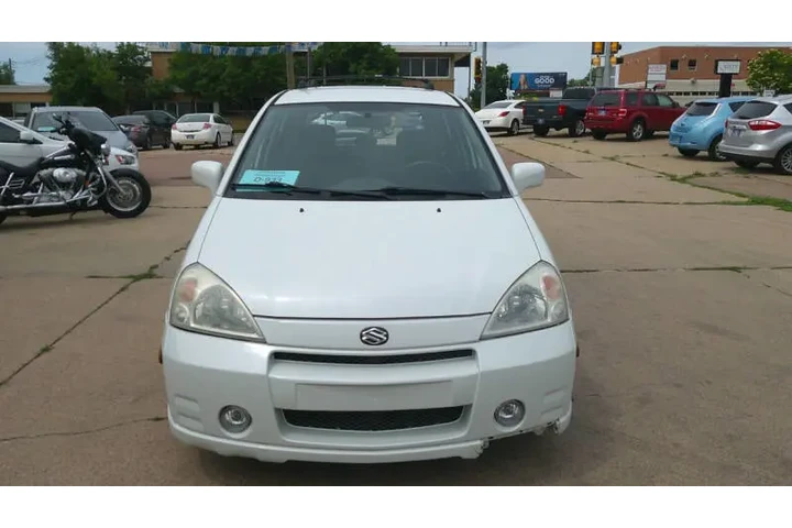 $3999 : 2004 Aerio SX image 8