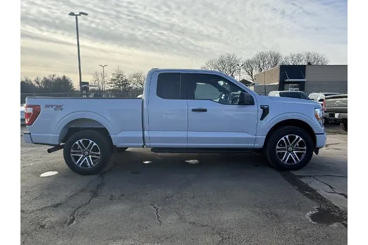 $38988 : Ford F-150 2022 4x4 XL 4dr S image 5