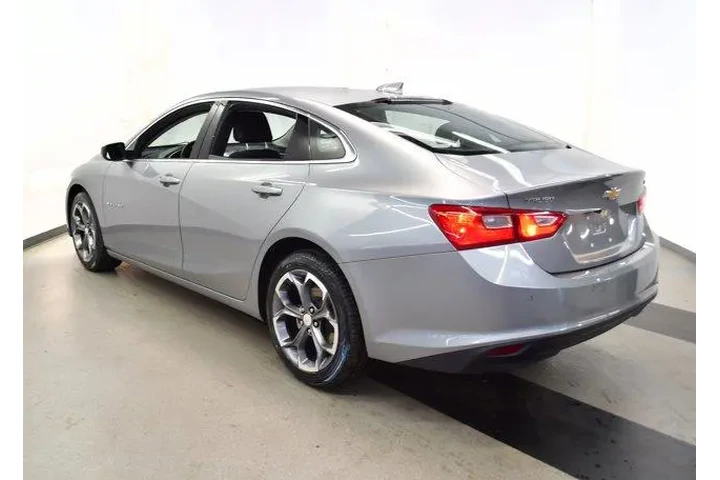 $16994 : Chevrolet Malibu 2024 LT 4dr image 5