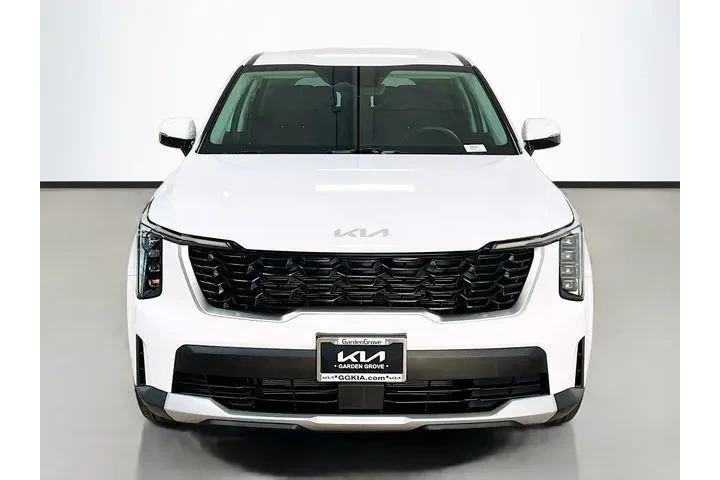 $27384 : Kia Sorento 2024 LX 4dr SUV image 2