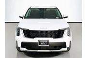 $27384 : Kia Sorento 2024 LX 4dr SUV thumbnail