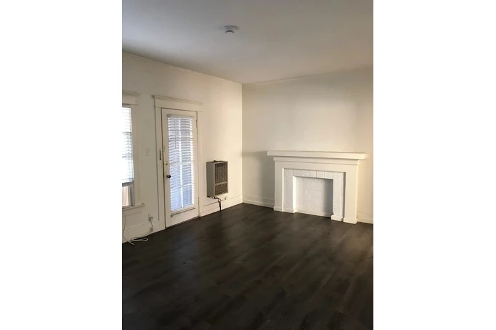 $1100 : Elegante apt. En Koreatown image 1