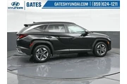 $27948 : Hyundai TUCSON 2025 SEL 4dr thumbnail