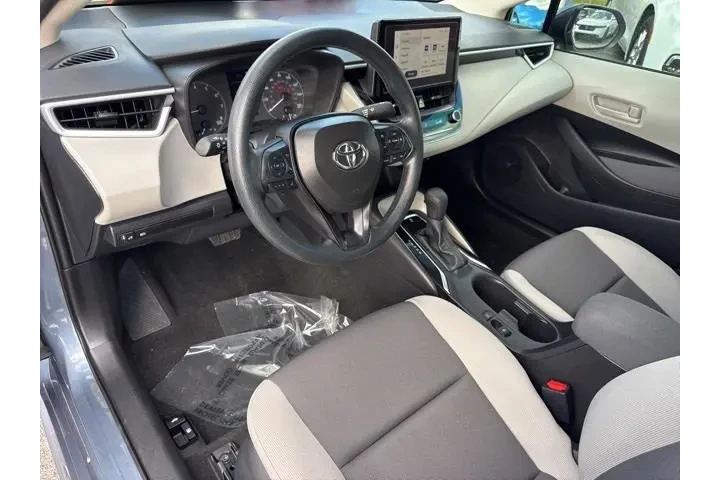 $19988 : Toyota Corolla 2025 LE 4dr S image 2
