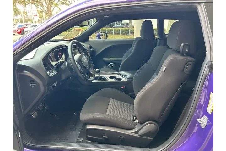 $39966 : Dodge Challenger 2023 R/T 2d image 5