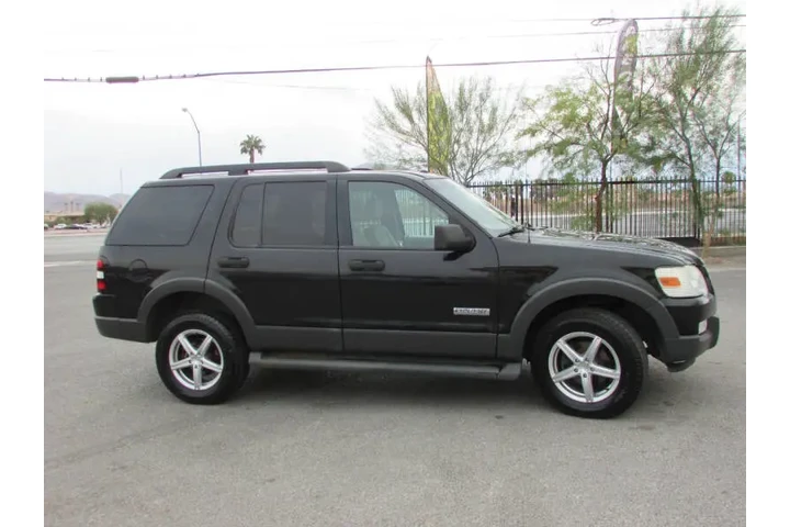 $5995 : 2006 Explorer XLT image 3