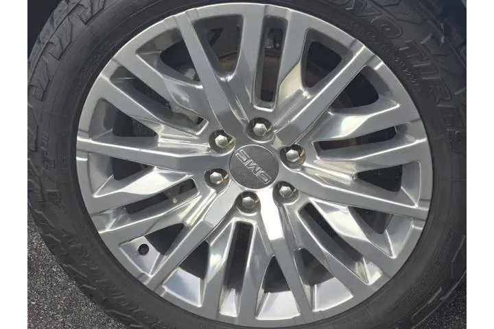 $31750 : GMC Sierra 1500 2019 4x4 Den image 10