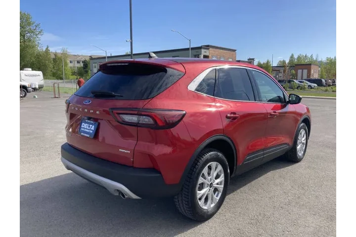 $28999 : 2023 Escape Active image 5