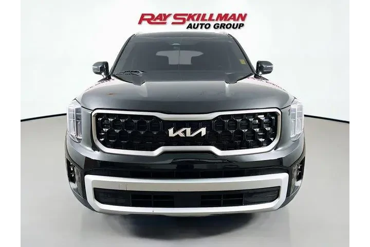 $31975 : Kia Telluride 2023 AWD EX 4d image 2